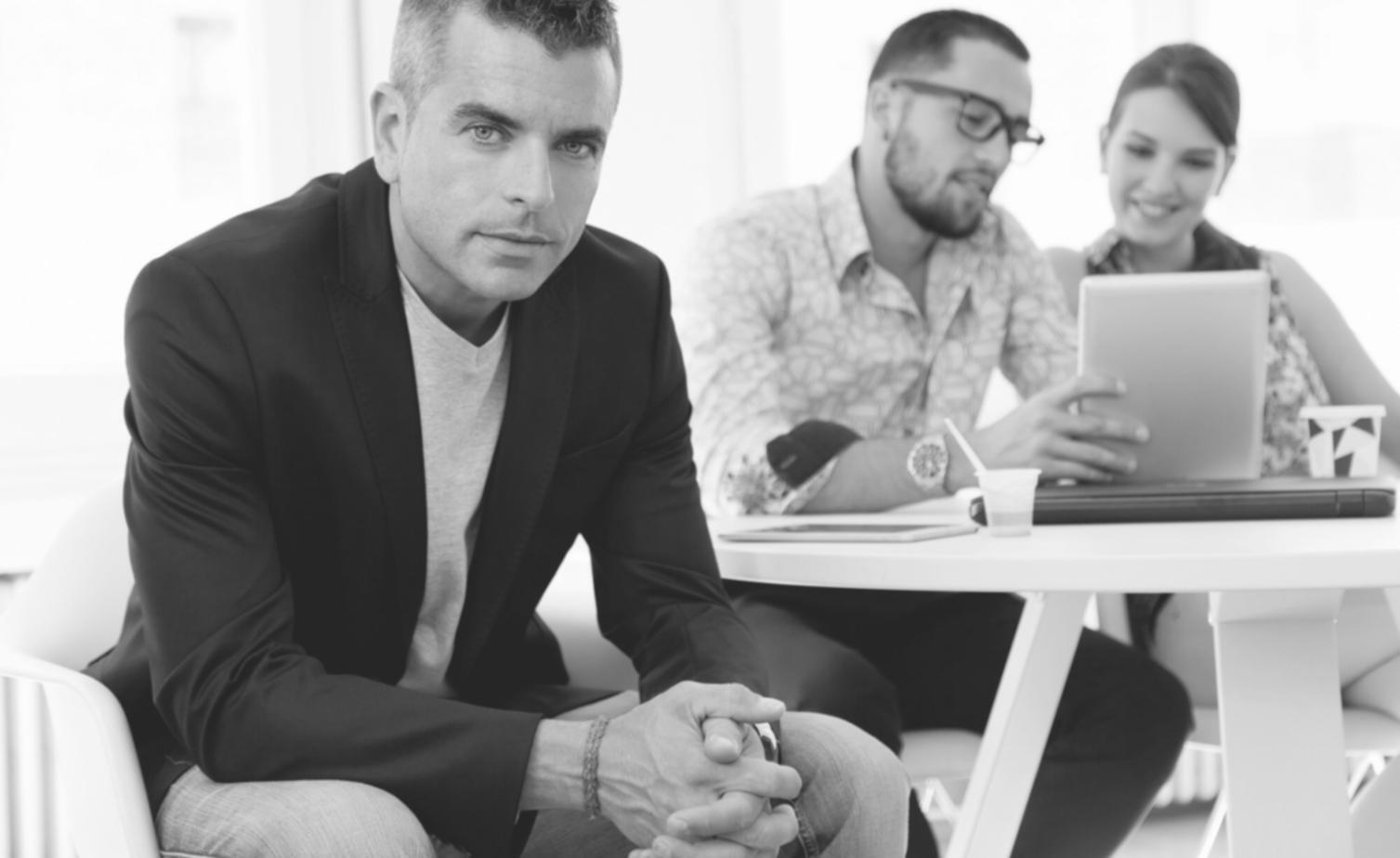 Modern financial analysis classroom setting