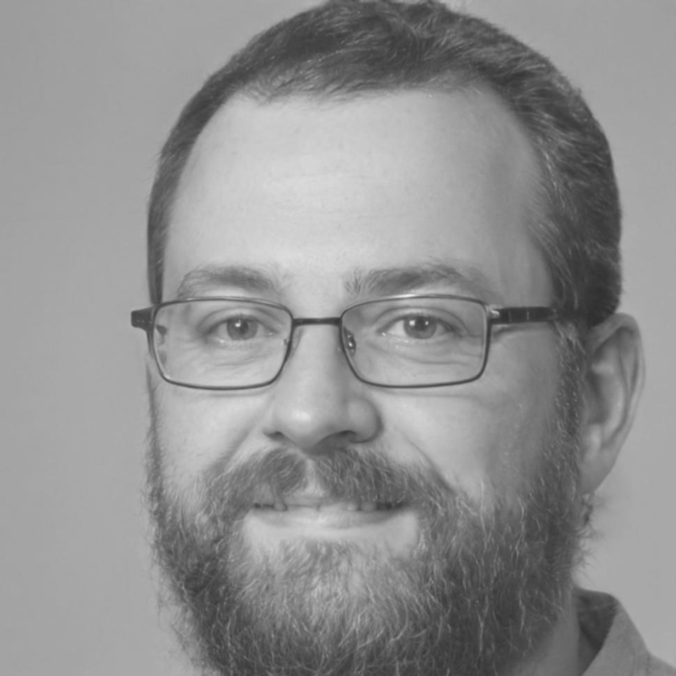 Experienced finance professional teaching